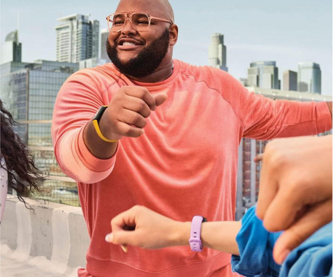 Фитнес-браслет Fitbit Inspire 3 Tracker Black/Morning Glow